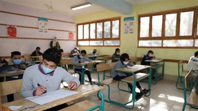 تعرف على جداول الامتحانات التجريبية لطلاب الثانوية العامة (صور)