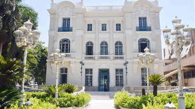 بعد إغلاق 10 سنوات.. وزيرة الثقافة تفتتح متحف محمود خليل وحرمه 