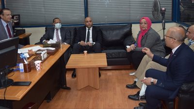 خطة  لتطوير خدمات الشباك الواحد بمركز تميز غرفة القاهرة