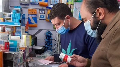 إعدام فيتامينات غير مطابقة للمواصفات ببورسعيد بالتزامن مع جائحة كورونا (صور) 