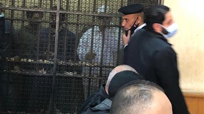 دفاع المتهم بالتحرش بطفلة المعادي: موكلي مريض نفسي 