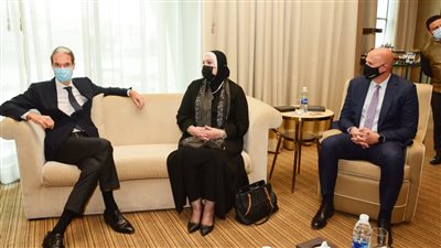 نيفين جامع: نسعى لتعزيز الشراكة مع القطاع الخاص في إعادة تدوير النفايات الصناعية