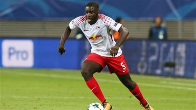 أوباميكانو يعود إلى تدريبات لايبزيج قبل مواجهة بايرن ميونخ