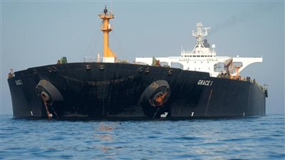 بسبب النقص في الإمدادات.. جو بايدن يمنح إعفاءً جمركيًّا جديدًا لشحن الوقود 