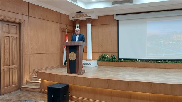 محافظ بورسعيد 