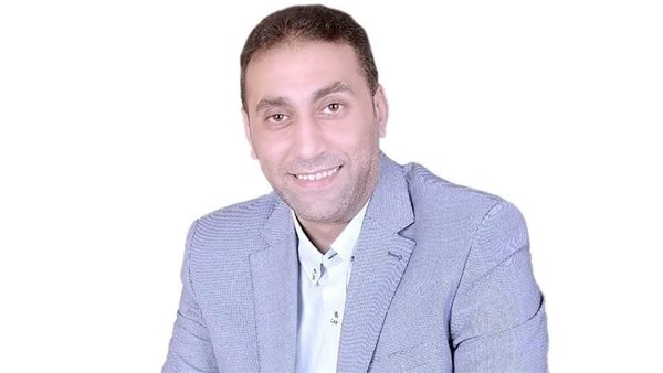  محمد صلاح مدير عزل