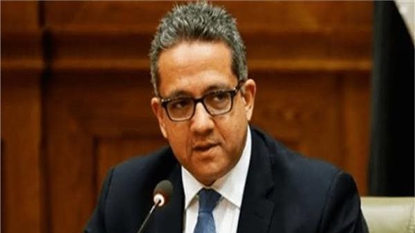 الدكتور خالد العناني