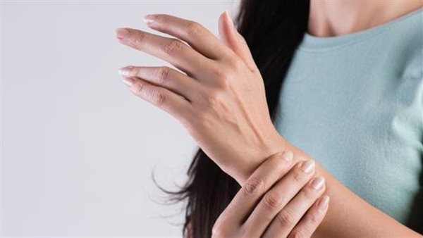 أسباب تنميل اليد