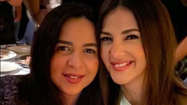 إيمي ودنيا سمير غانم