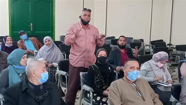 خلال اللقاء بالمنيا