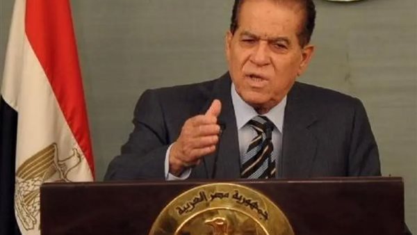 الراحل الدكتور كمال