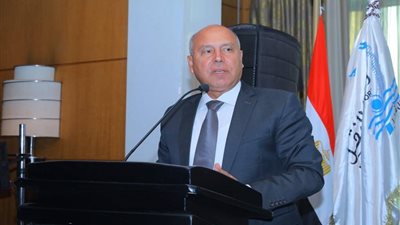 وزير النقل يزور المنيا غدًا السبت