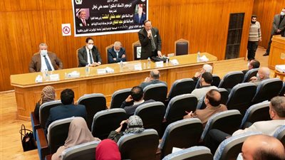 كلية الدراسات الإفريقية العليا تقيم حفلًا لتأبين عميدها السابق (صور)