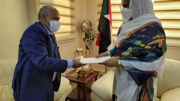 وزيرة الخارجية السودانية