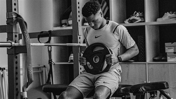 أنسو فاتي لاعب فريق