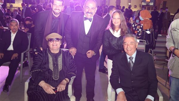 محيي إسماعيل ومحمود