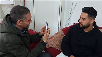 موقف بطولي..  قفز في المجرى الملاحي لقناة السويس لإنقاذ أسرة بورسعيدية من الغرق (فيديو) 