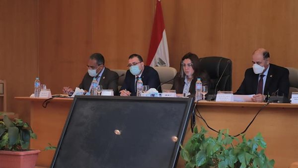 مجافظ دمياط تتابع