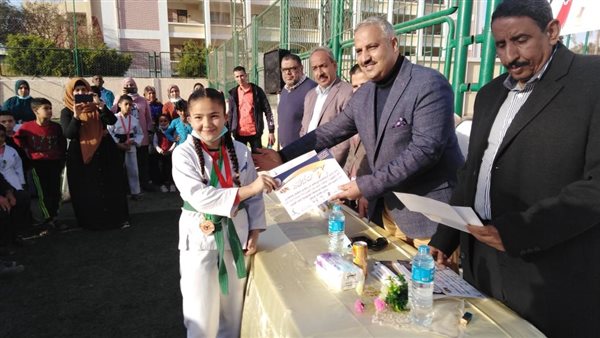 الدكتور محمود الصبروط