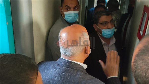 وزير النقل يعنف ناظر