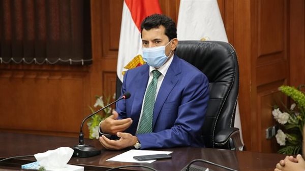 وزير الشباب والرياضة