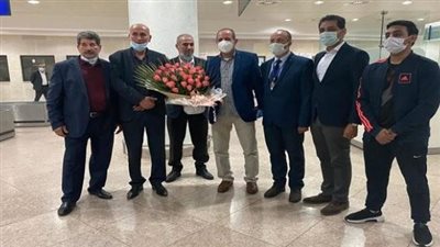 سفير مصر في الجزائر يدعو بعثة الزمالك لمأدبة غداء