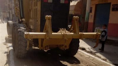 إزالة 100 حالة إشغال و20 مطبًا عشوائيًا من شوارع مدينة الفشن (صور)