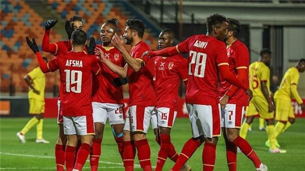 الأهلي في مواجهة