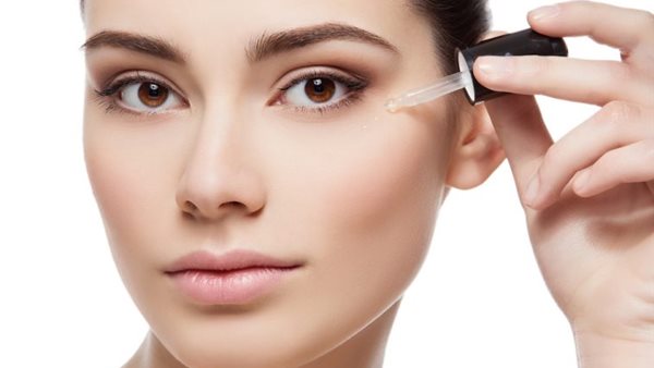  سموم المكياج