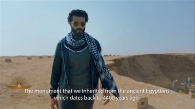 منة فضالي تشيد بخالد النبوي بعد تقديمه فيلم 