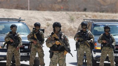 القوات المسلحة الأردنية تفرض حظر تجوال شامل 