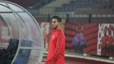 حمدي فتحي يظهر في تدريبات الأهلي وموسيماني يطمئن عليه 