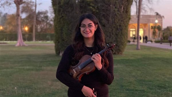 عازفة الكمان سلمى