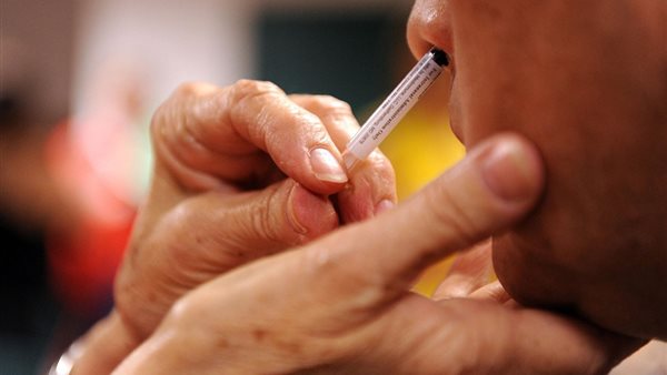 لقاح بقطرات الأنف