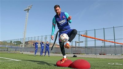 تعرف على أبرز مواعيد مباريات اليوم الاثنين 5-4-2021 والقنوات الناقلة.. برشلونة ضد بلد الوليد