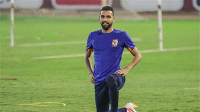 شباب الأهلي الإماراتي يرحب بمؤمن زكريا بشأن حضور نهائي كأس الخليج