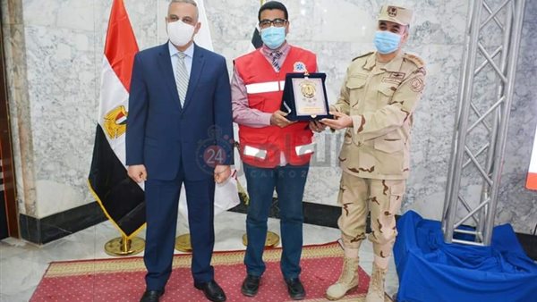 أثناء تكريم مدير