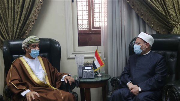 سفير سلطنة عمان ومفتي