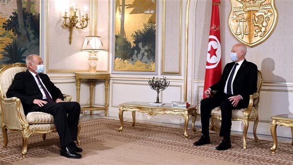 الرئيس التونسي يستقبل