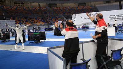 وزير الرياضة لـ أبطال منتخب السلاح: أنتم نموذج مشرف لشباب مصر