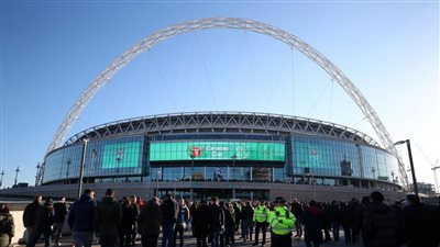البداية بـ8 آلاف مشجع.. عودة الجماهير في نهائي كأس الرابطة الإنجليزية