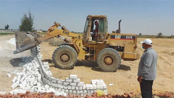 إزالة تعديات بالبحيرة