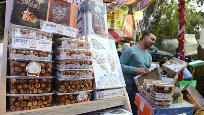 مهرجان القاهرة للتمور والمنتجات الطبيعية استعدادًا لشهر رمضان المبارك (ألبوم صور)