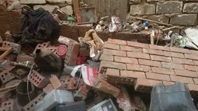 القبض على شخص هدم حائط مسجد وأصاب شخصين