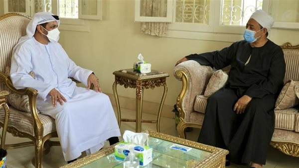 شيخ الأزهر يستقبل