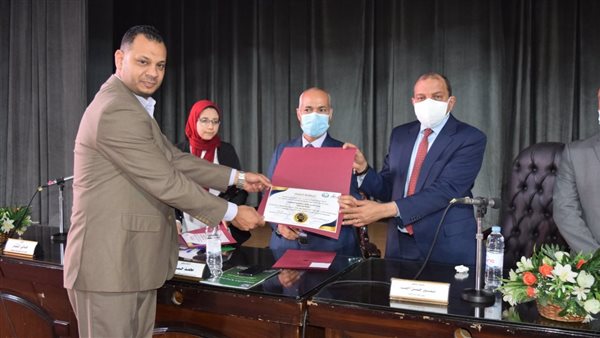 شهادة الاعتماد 