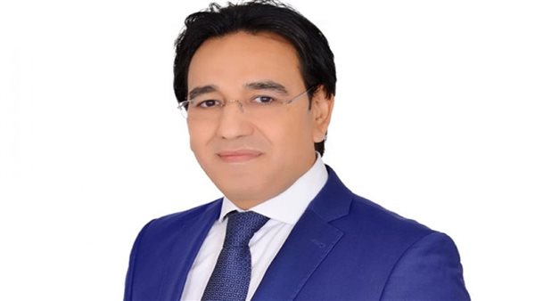 الدكتور أيمن محسب