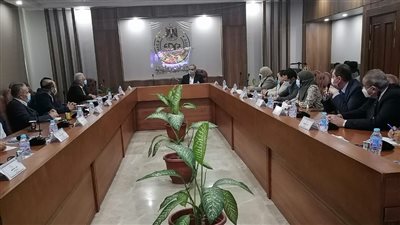 الدواء: نهدف لدعم صناعة المستلزمات الطبية المحلية وفتح آفاق جديدة للتصدير