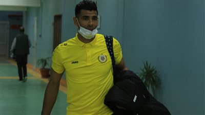 الإسماعيلي يصل برج العرب استعدادا لمواجهة المصري بالدوري (صور)