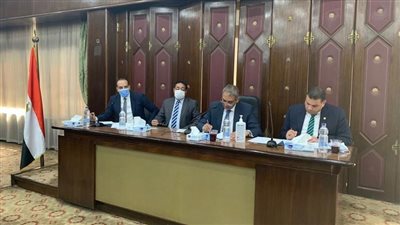 وزير شئون المجالس النيابية يجتمع مع مديري ومسئولي إدارات الاتصال السياسي بالوزارات